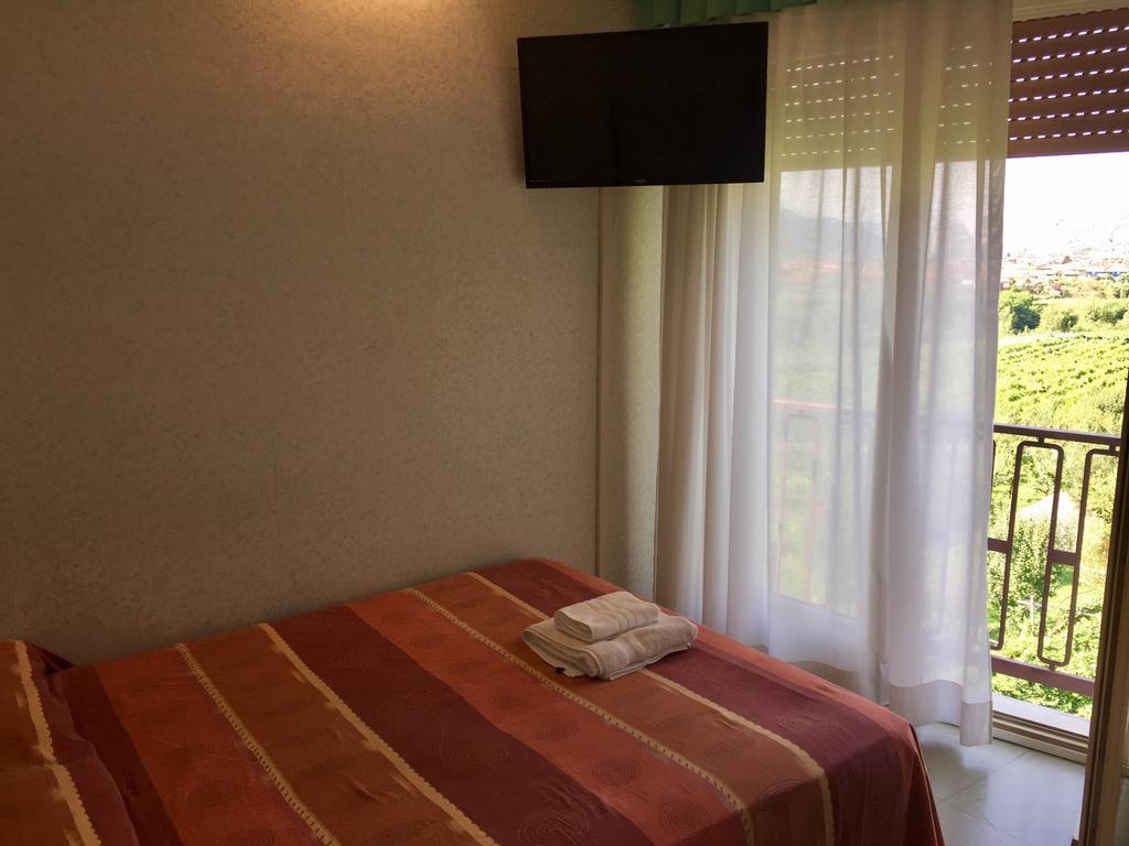 Aktiv Hotel Eden Dro Buitenkant foto